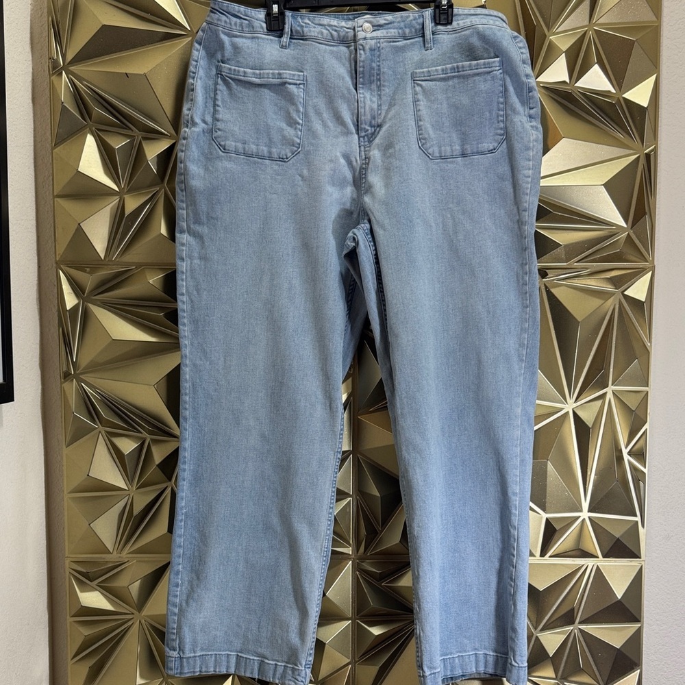 Candace Cameron Bure wide leg Light‎ Blue Jeans